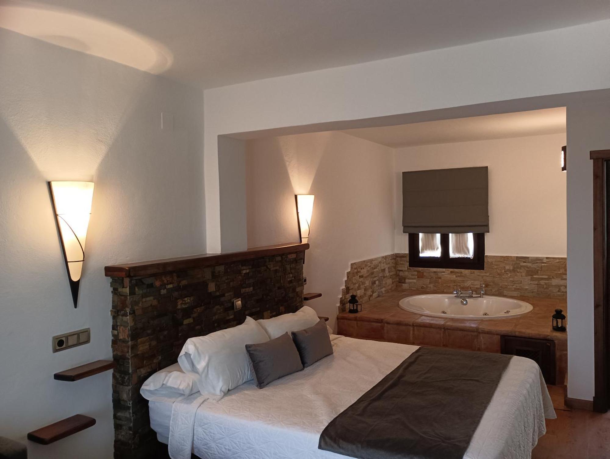 Hotel Rural Los Tadeos Саара-де-ла-Сьерра Экстерьер фото