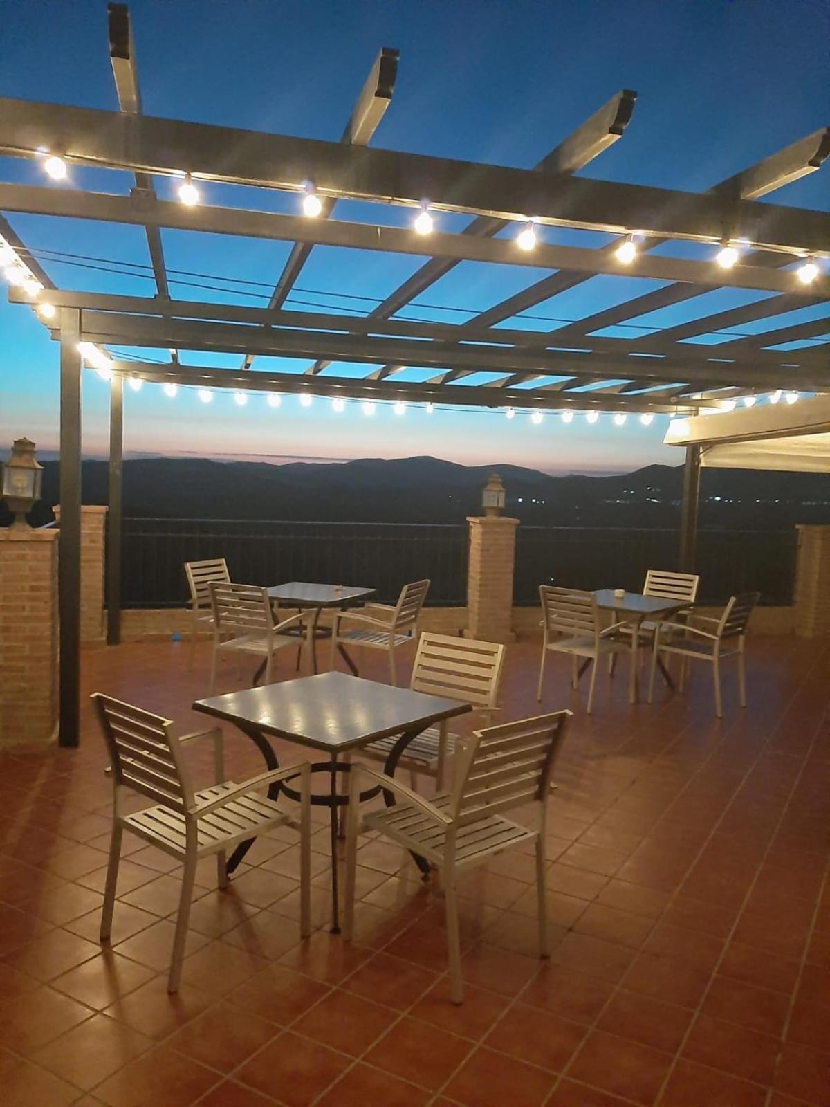 Hotel Rural Los Tadeos Саара-де-ла-Сьерра Экстерьер фото